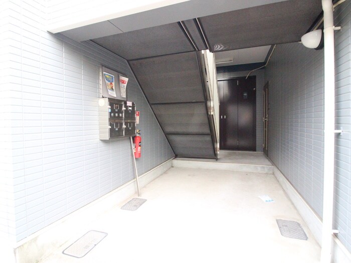 ヴィラウエストの物件外観写真