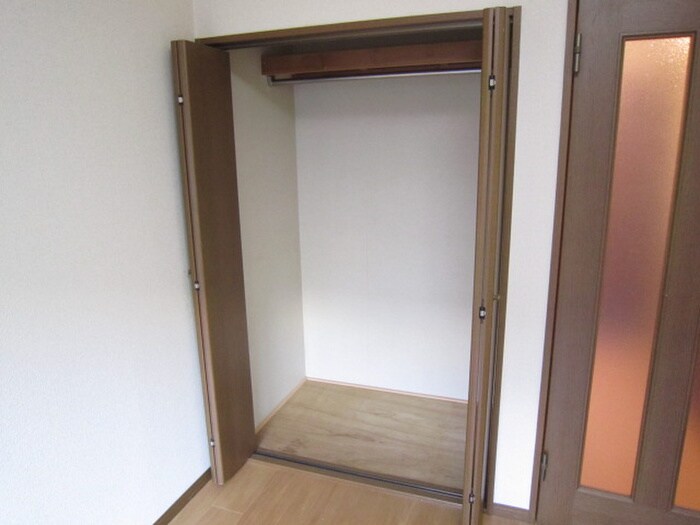 ヴィラウエストの物件内観写真