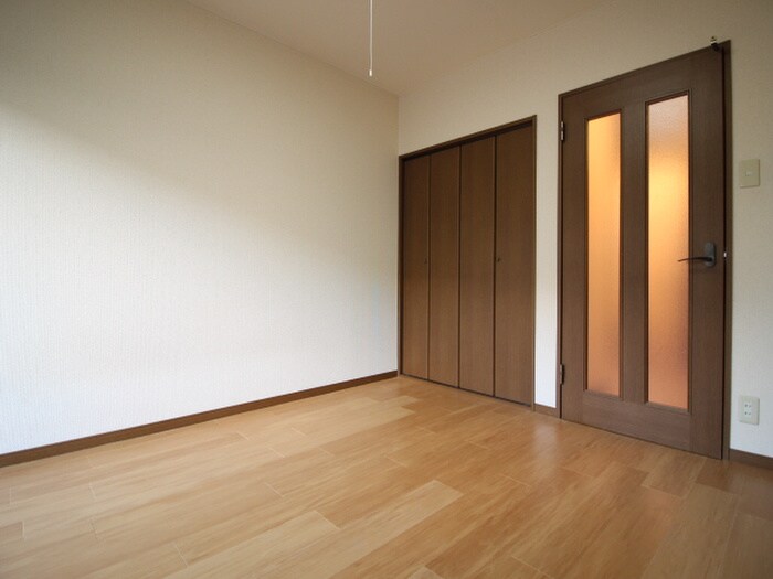 ヴィラウエストの物件内観写真