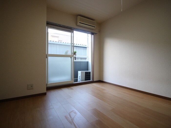 ヴィラウエストの物件内観写真