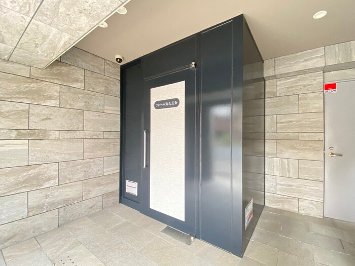 フレール烏丸五条の物件外観写真