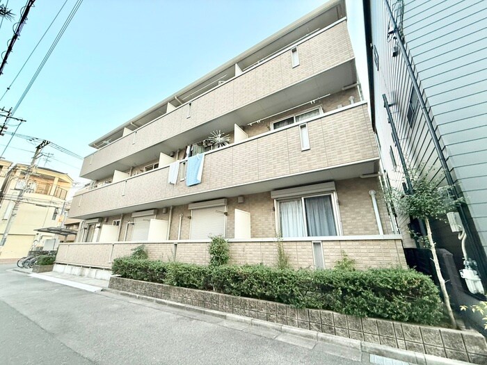 リヴェ－ル香里園の物件外観写真