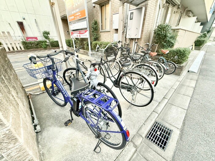 リヴェ－ル香里園の物件外観写真