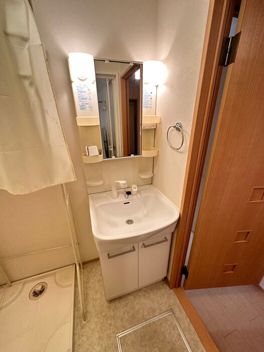 リヴェ－ル香里園の物件内観写真