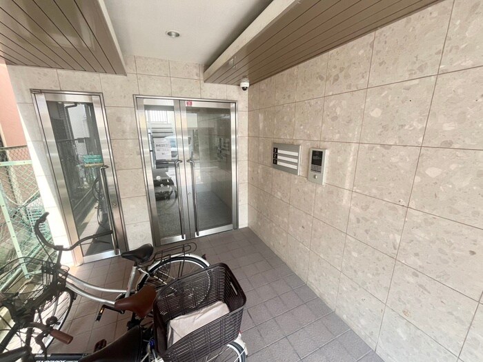 サンパティ－ク南塚口の物件外観写真