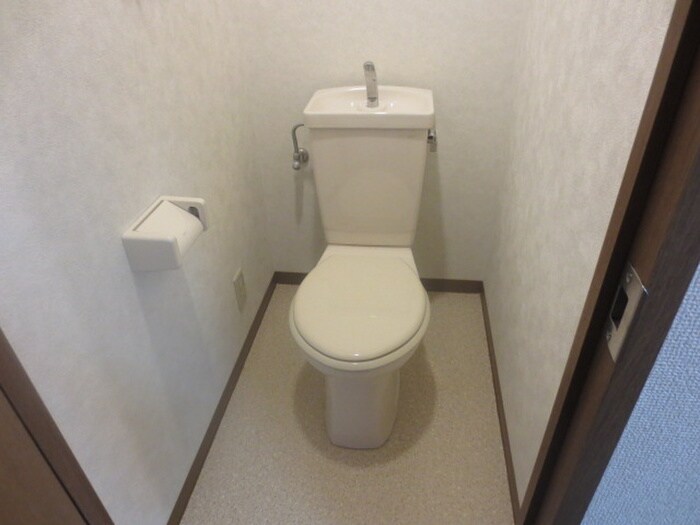 サンパティ－ク南塚口の物件内観写真