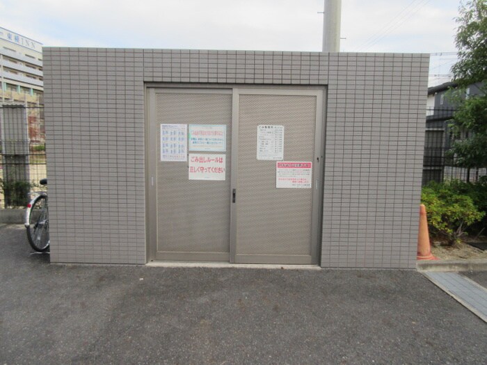 イストアール（草津）の物件外観写真