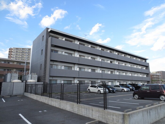 イストアール（草津）の物件外観写真