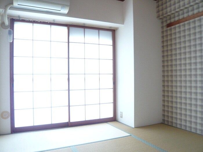 サンハイツ逆瀬川Ｃ棟（220）の物件内観写真