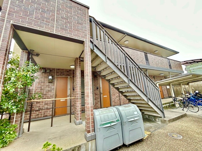 ベルシオン新川端の物件外観写真