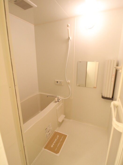 ベルシオン新川端の物件内観写真