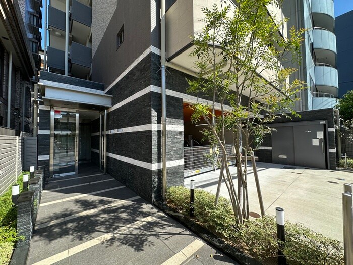 エスリード江坂グランツ（201）の物件外観写真