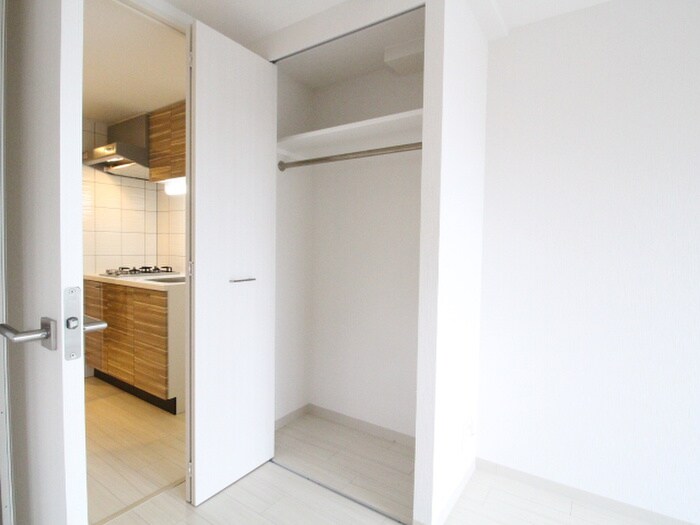 エスリード江坂グランツ（201）の物件内観写真