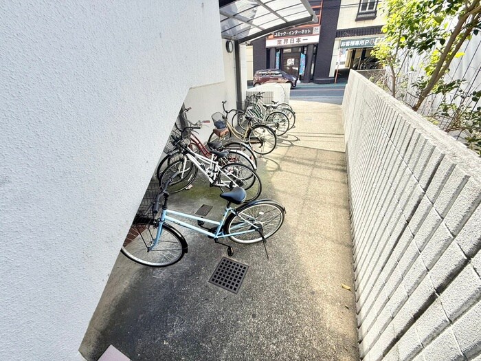 セントラル槙島の物件外観写真