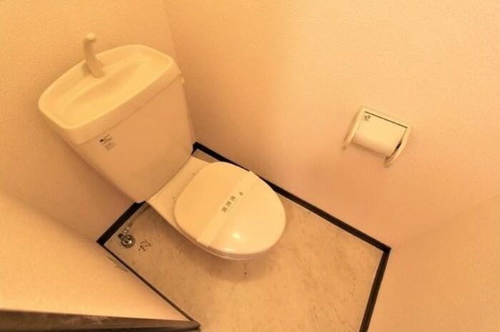 ルミエ－ル下條の物件内観写真