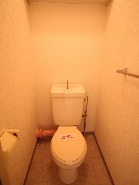 サンハイム南山本の物件内観写真