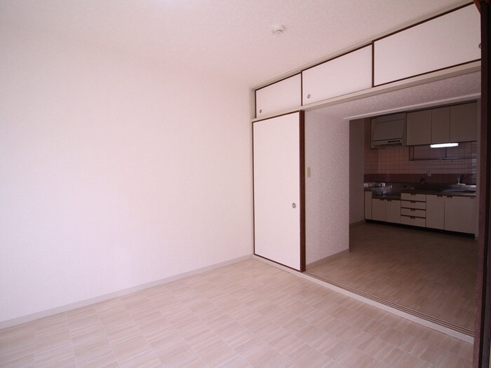 サンハイム南山本の物件内観写真