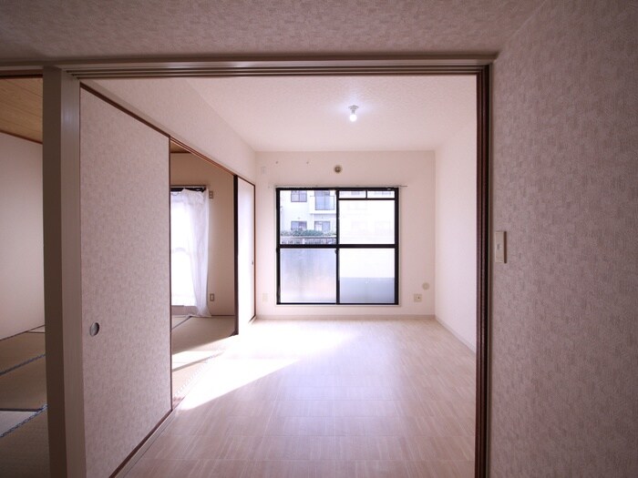 サンハイム南山本の物件内観写真