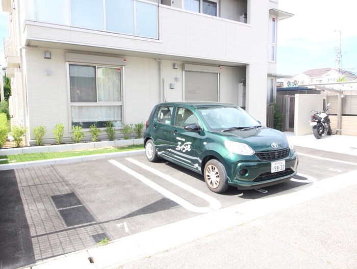 Ｓｔｏｒｃｈ　Ｂｕｒｇの物件外観写真