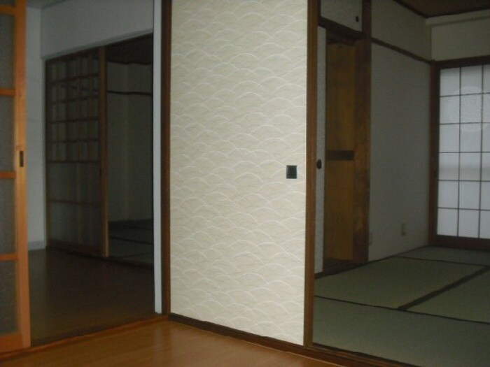 ピュアコ－ト潮見が丘の物件内観写真