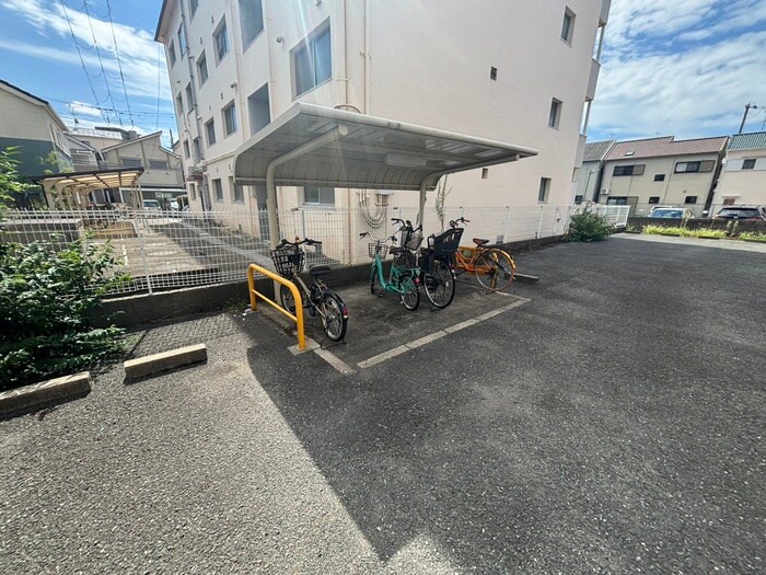 サンロイヤルの物件外観写真