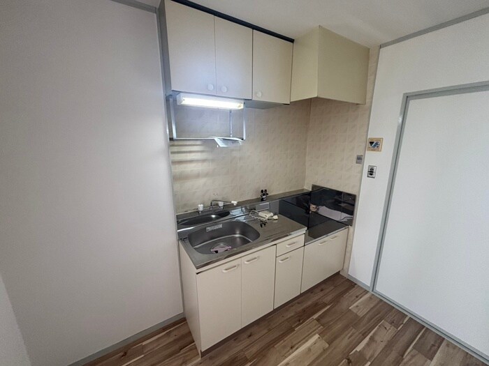 サンロイヤルの物件内観写真