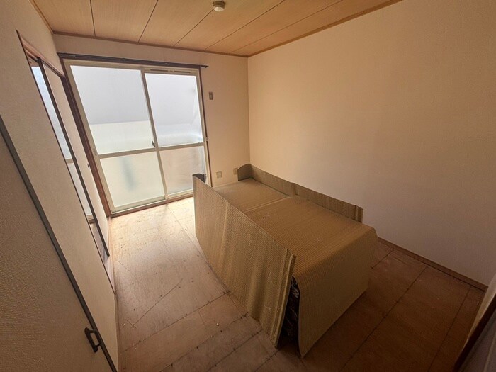 サンロイヤルの物件内観写真