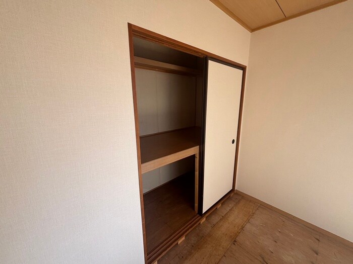 サンロイヤルの物件内観写真