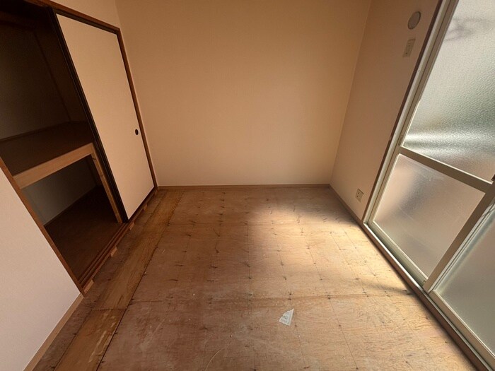 サンロイヤルの物件内観写真