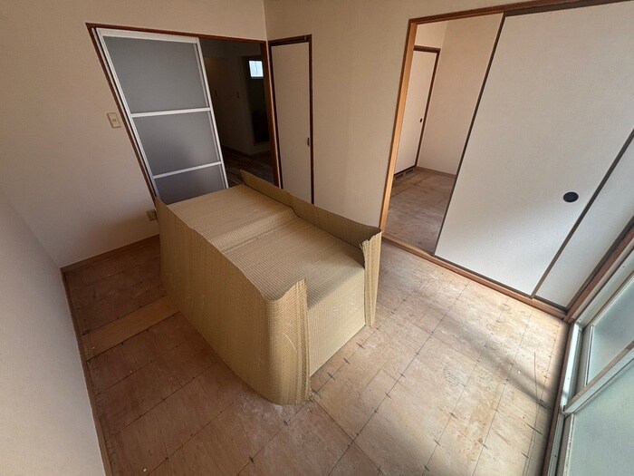 サンロイヤルの物件内観写真