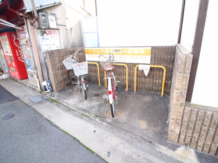 フラッツ清水橋の物件外観写真