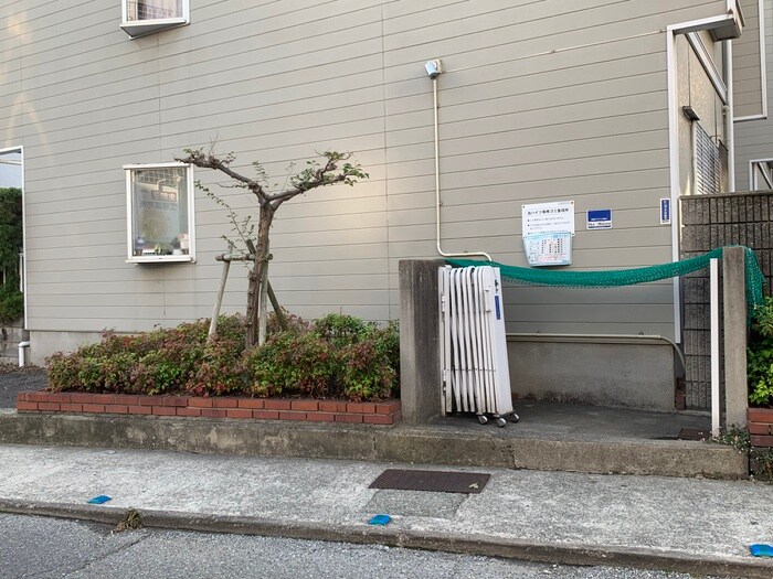 谷口町ハイツＡの物件外観写真