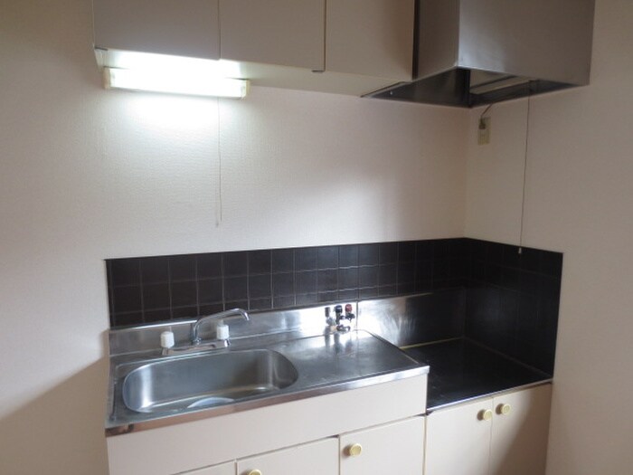 谷口町ハイツＡの物件内観写真