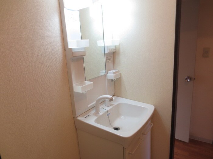 谷口町ハイツＡの物件内観写真