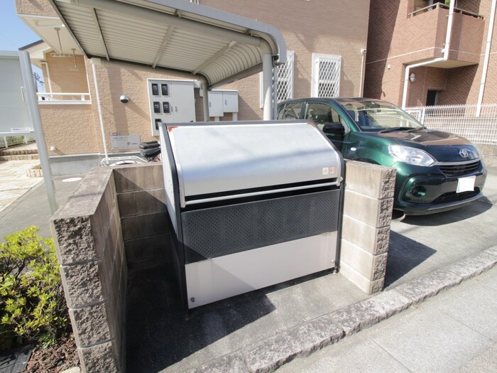 プラスドサンテ・トロワの物件外観写真