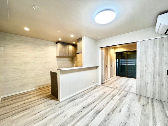 KRM　RESIDENCE　TSUKAGUCHIの物件内観写真