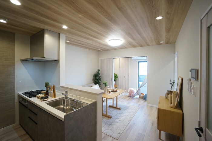 KRM　RESIDENCE　TSUKAGUCHIの物件内観写真