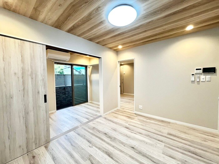 KRM　RESIDENCE　TSUKAGUCHIの物件内観写真