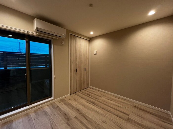 KRM　RESIDENCE　TSUKAGUCHIの物件内観写真