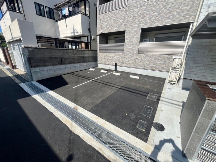 KRM　RESIDENCE　TSUKAGUCHIの物件外観写真