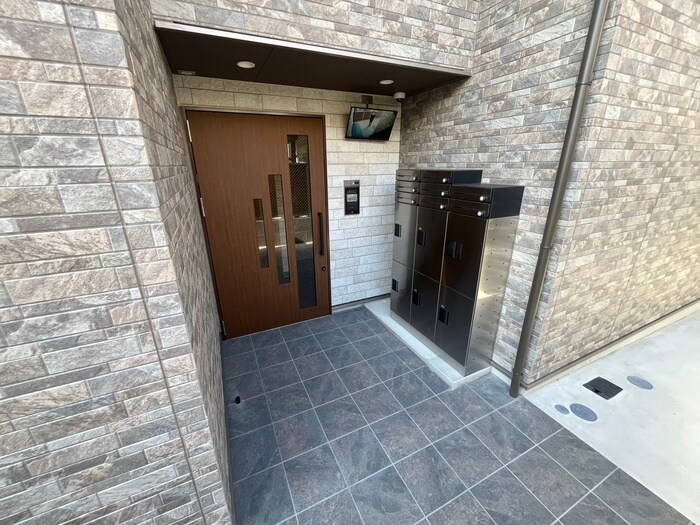 KRM　RESIDENCE　TSUKAGUCHIの物件外観写真