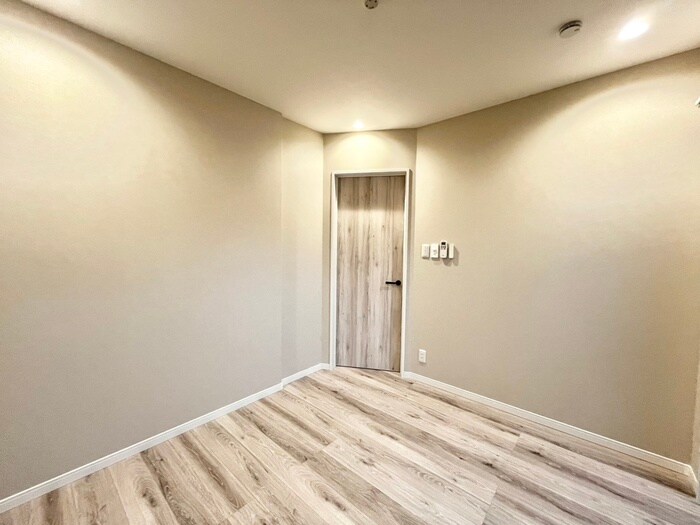 KRM　RESIDENCE　TSUKAGUCHIの物件内観写真