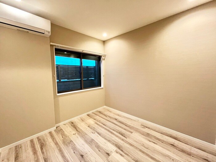 KRM　RESIDENCE　TSUKAGUCHIの物件内観写真