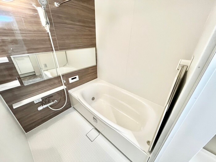 KRM　RESIDENCE　TSUKAGUCHIの物件内観写真