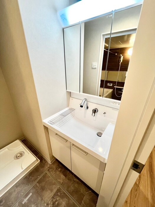 KRM　RESIDENCE　TSUKAGUCHIの物件内観写真