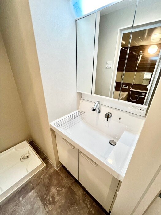 KRM　RESIDENCE　TSUKAGUCHIの物件内観写真