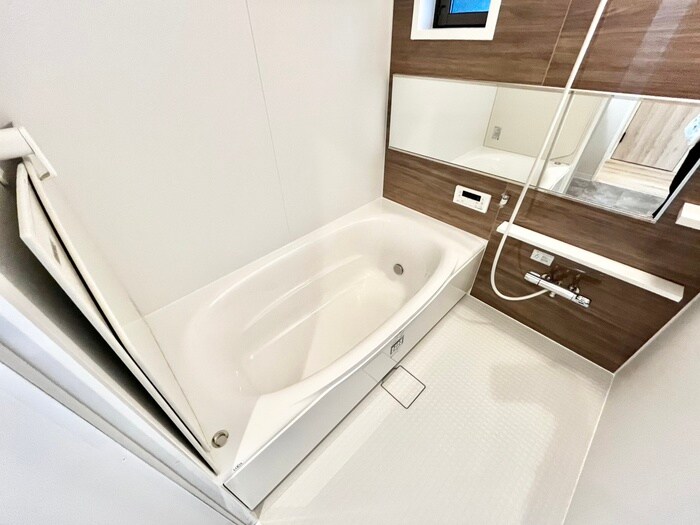 KRM　RESIDENCE　TSUKAGUCHIの物件内観写真