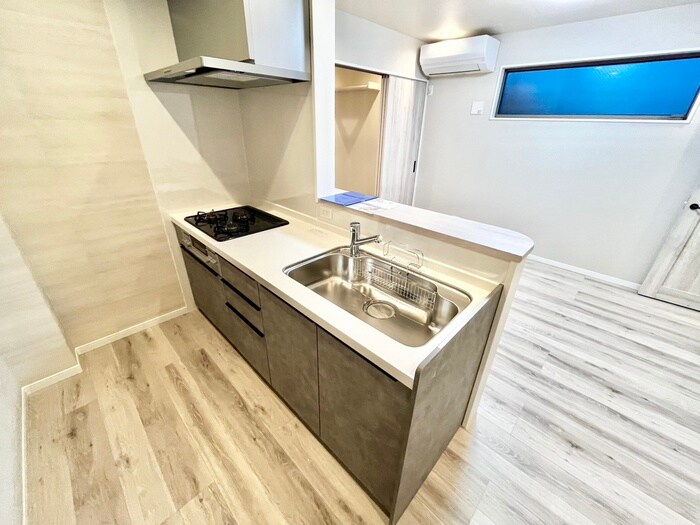 KRM　RESIDENCE　TSUKAGUCHIの物件内観写真