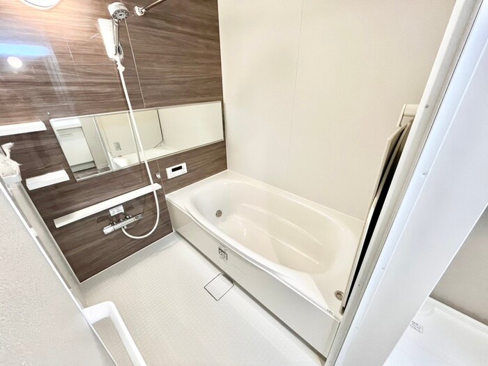 KRM　RESIDENCE　TSUKAGUCHIの物件内観写真