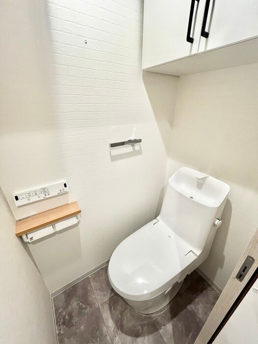 KRM　RESIDENCE　TSUKAGUCHIの物件内観写真